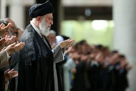 Imam Khamenei pada Hari Idul Fitri: “Wujudkan Persatuan dan Spiritualitas Islam”