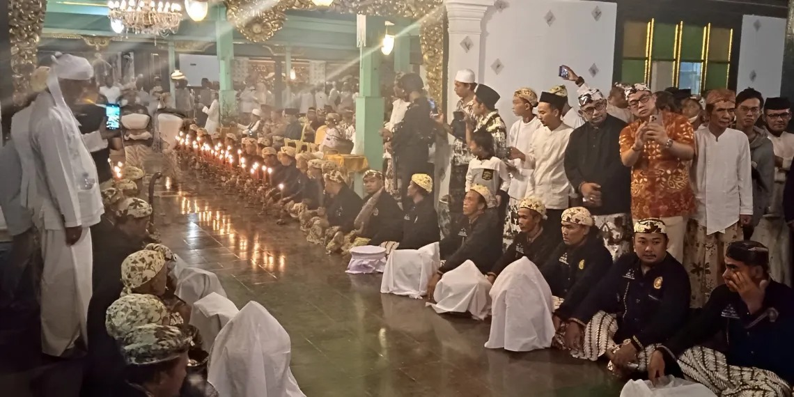 Tradisi Maulid Nabi di Cirebon ;  Keraton Kanoman